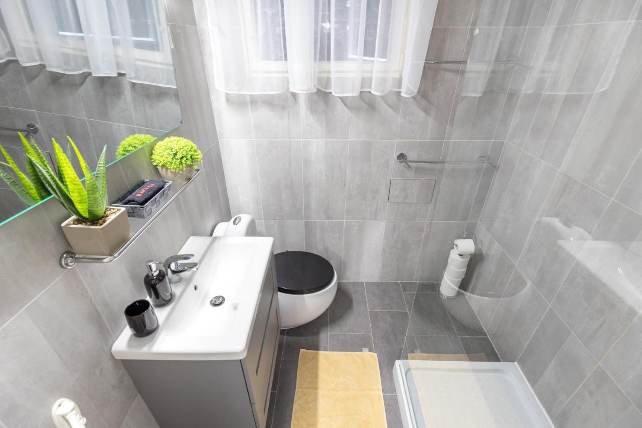 Akac Boutique Apartment 2. บูดาเปสต์ ภายนอก รูปภาพ